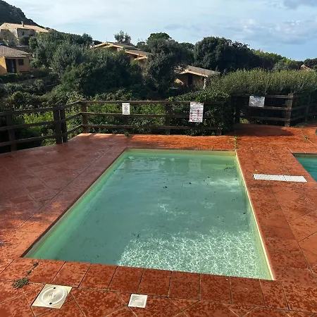 בית נופש Rosmarino Bianco קוסטה פרדיסו